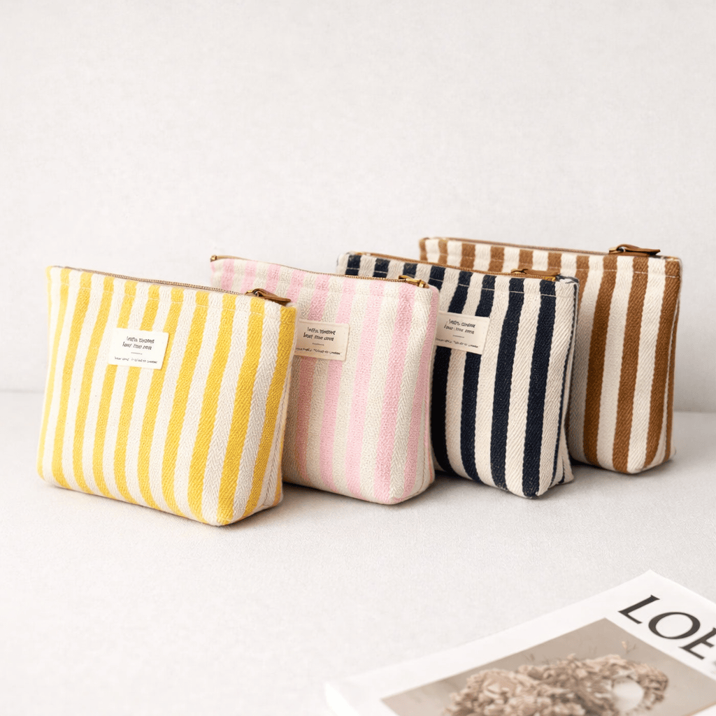 Trousse de toilette à rayures