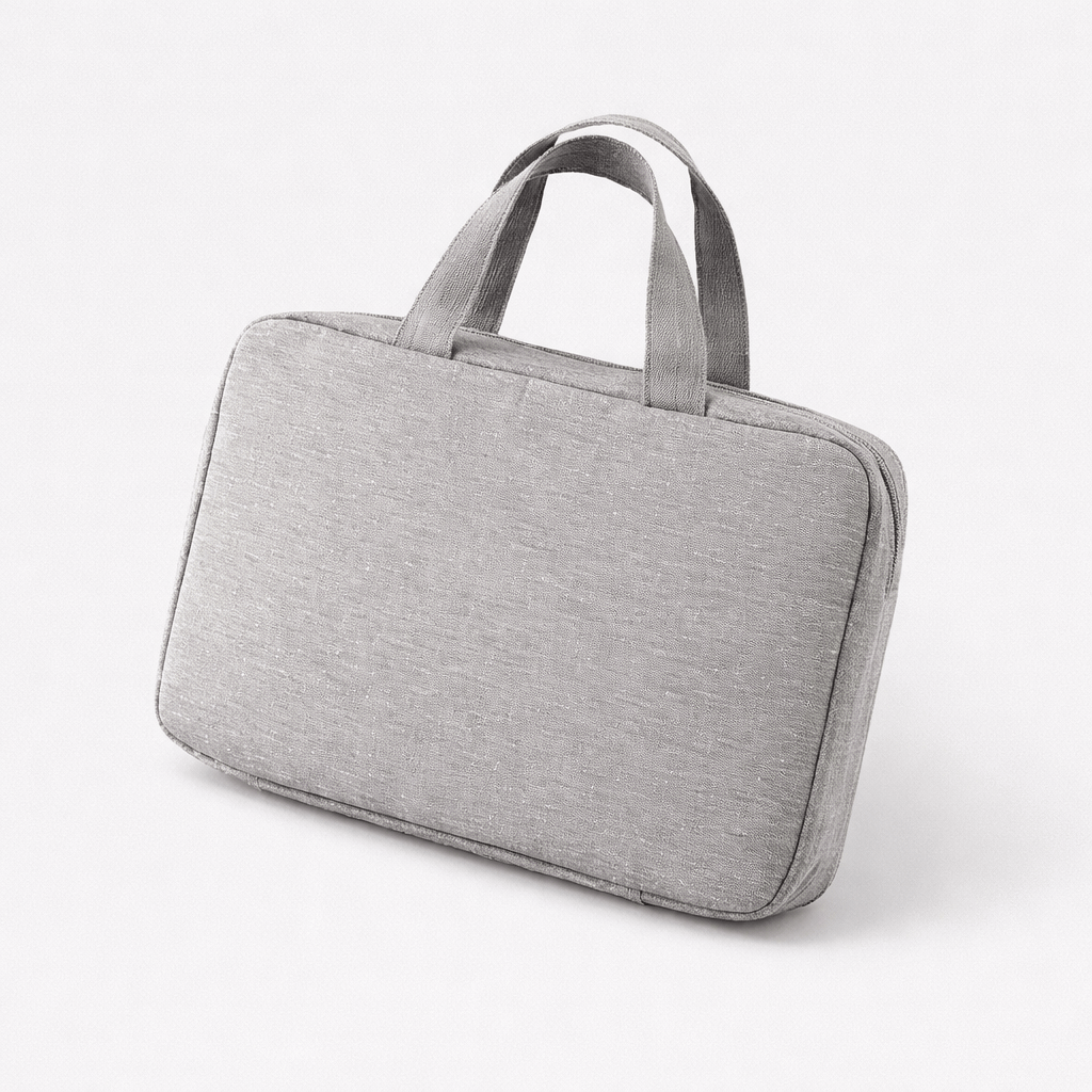 Trousse de toilette à suspendre chic