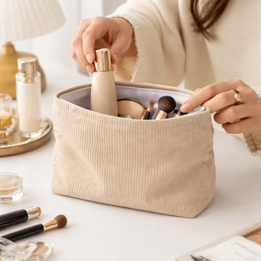 Trousse de toilette aesthetic